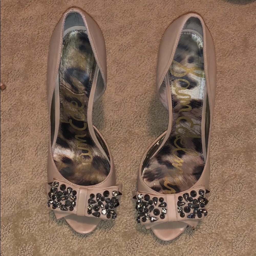 SAM EDELMAN lorna  tan leather bow heel. Size 9